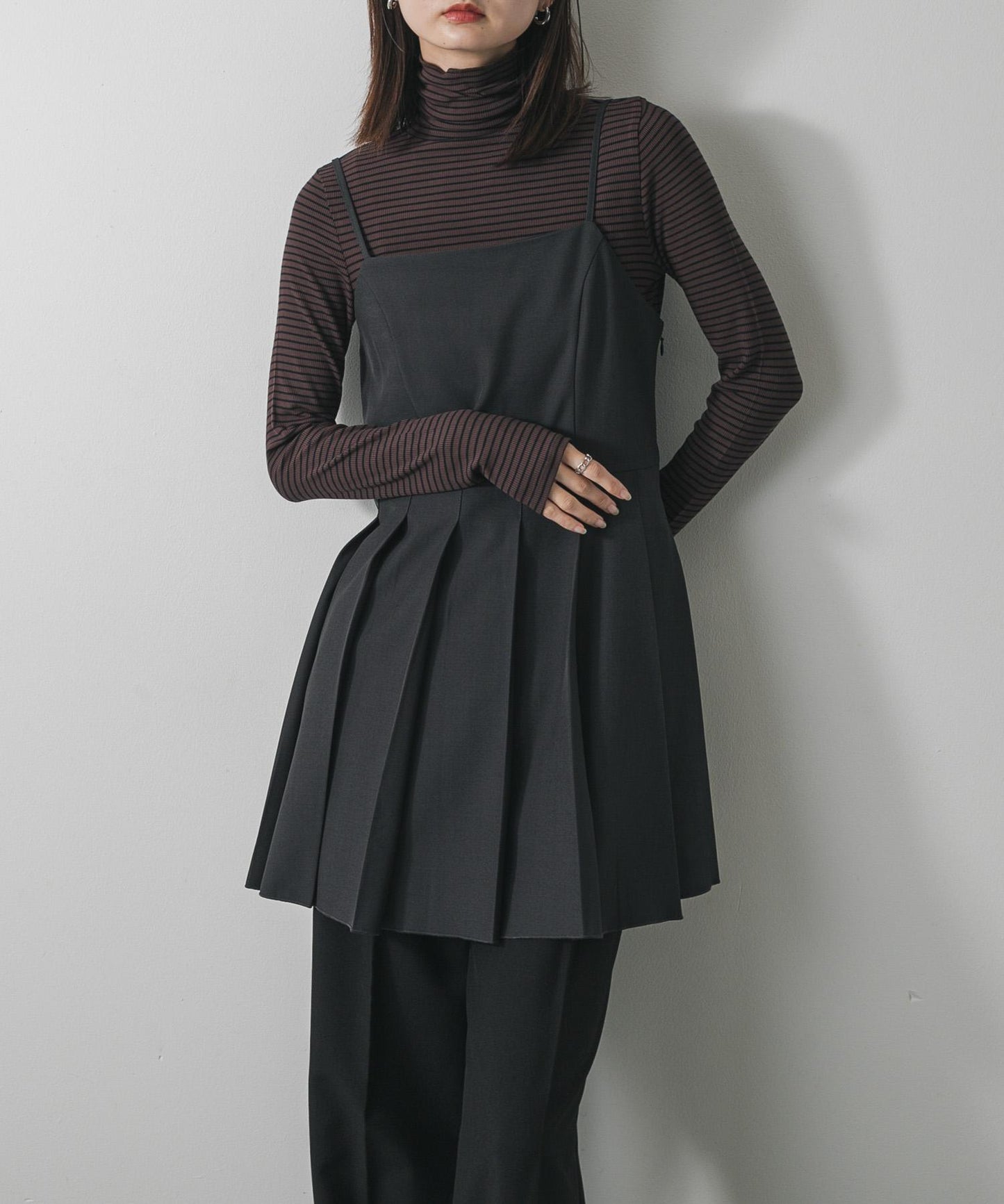 防起球荷葉邊高領上衣