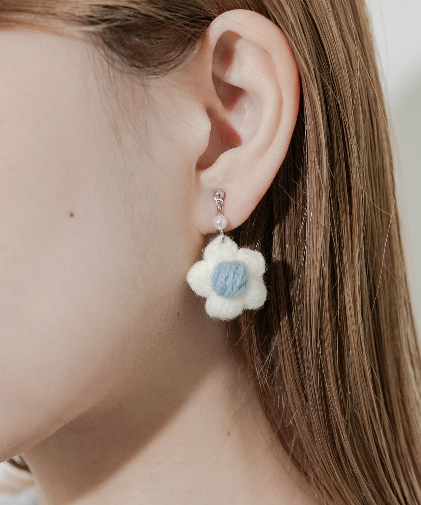 針織花朵耳夾