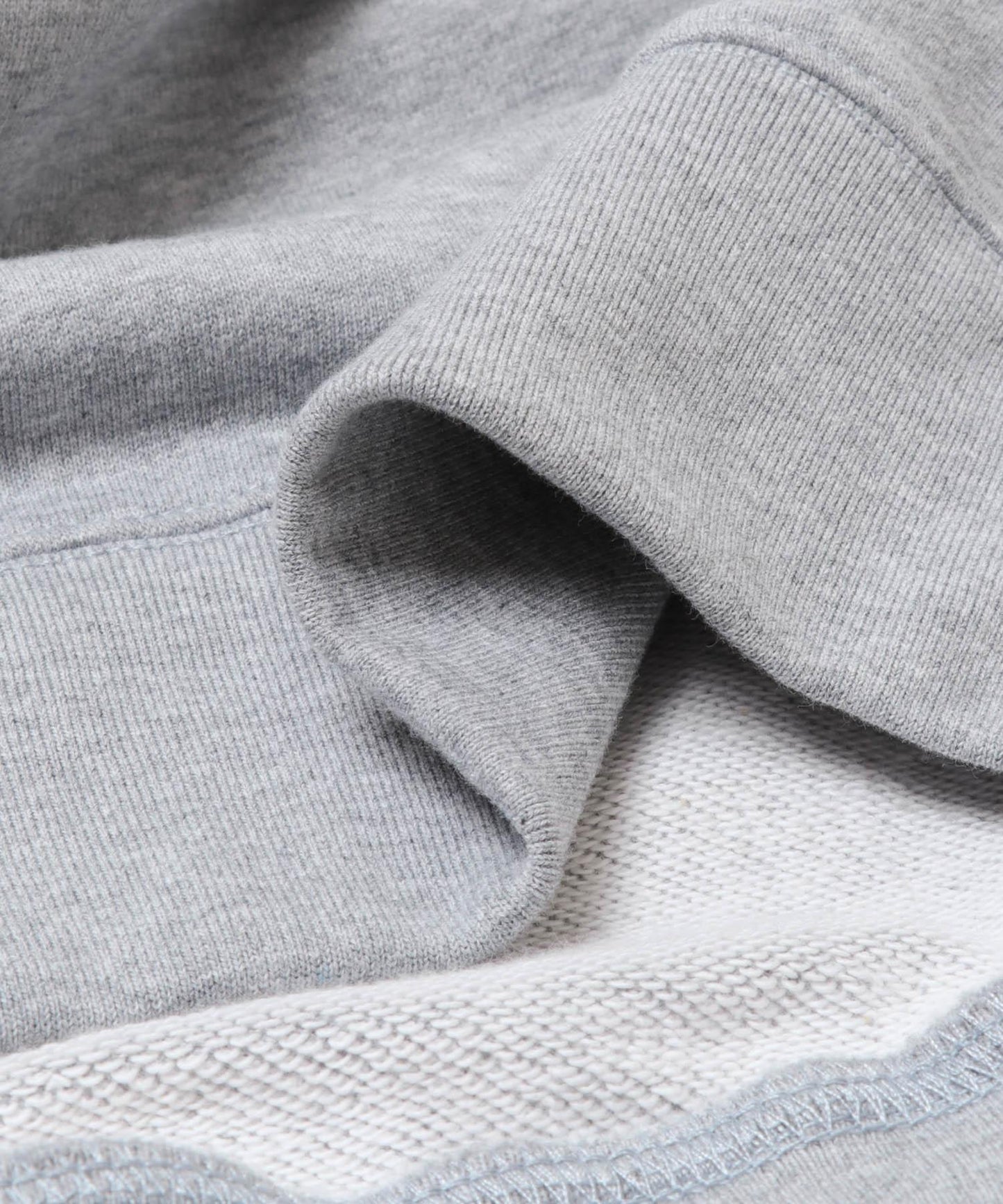 URBAN RESEARCH iD Francis Cadell F字母印花衛衣