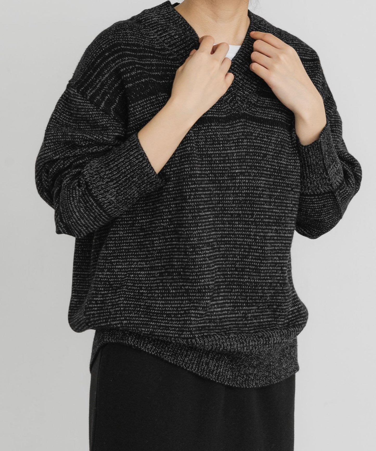 V領寬鬆條紋針織衫