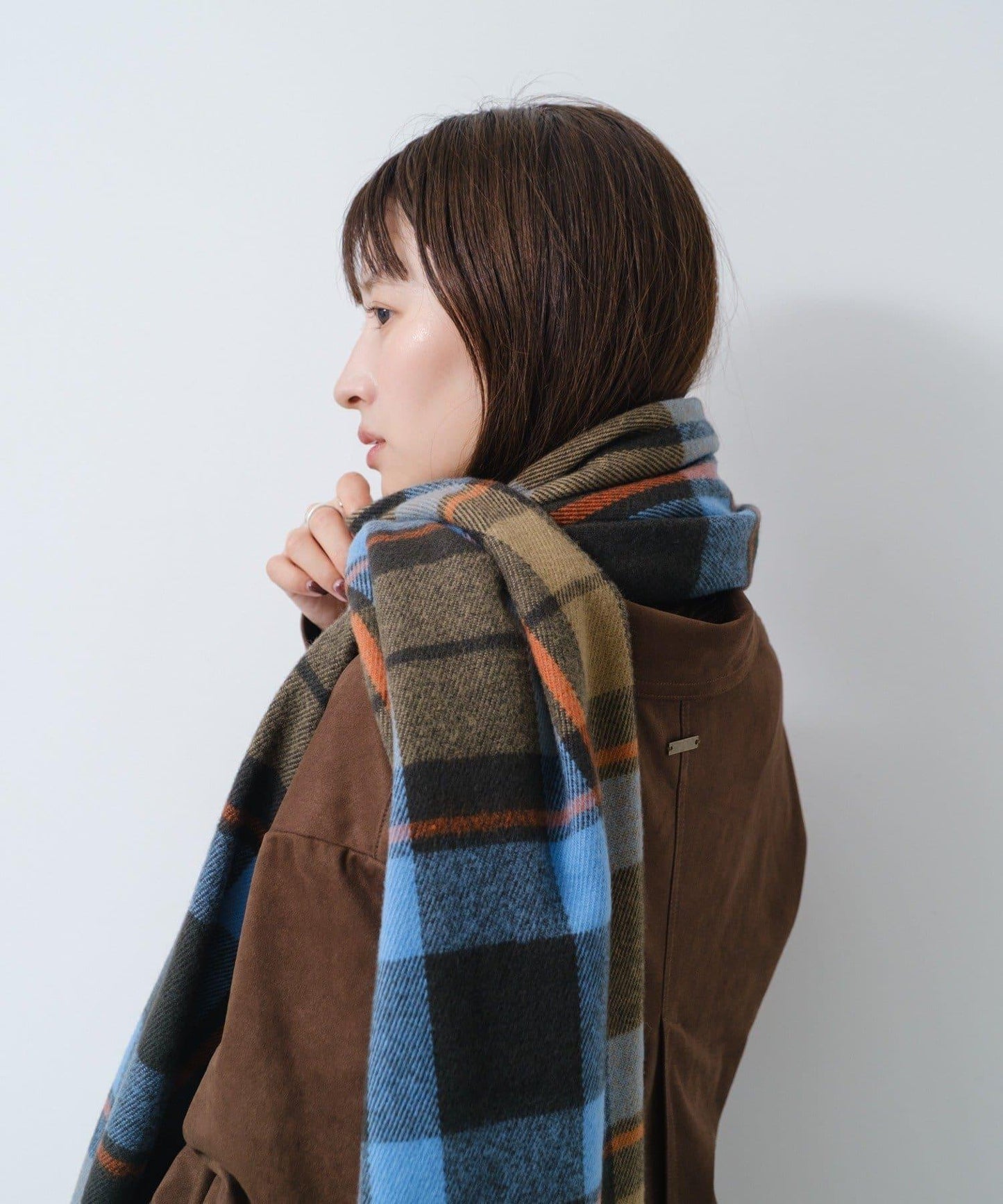 格紋流蘇圍巾