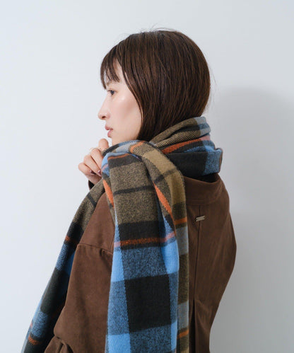 格紋流蘇圍巾