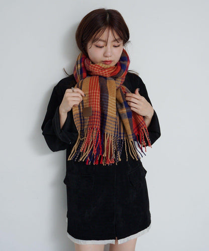 格紋流蘇圍巾