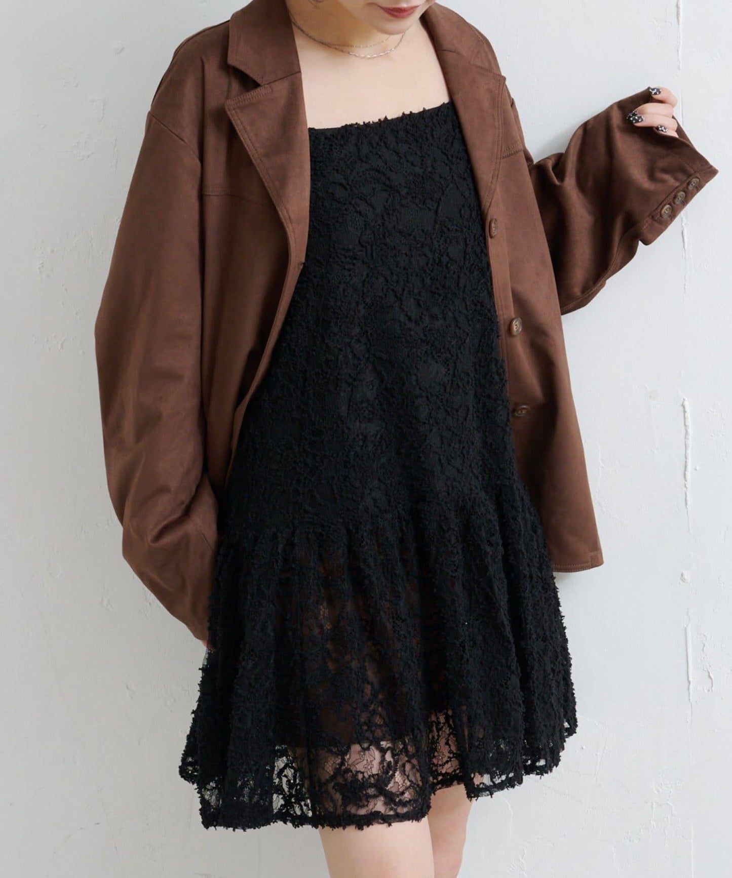 羽毛感蕾絲長款上衣