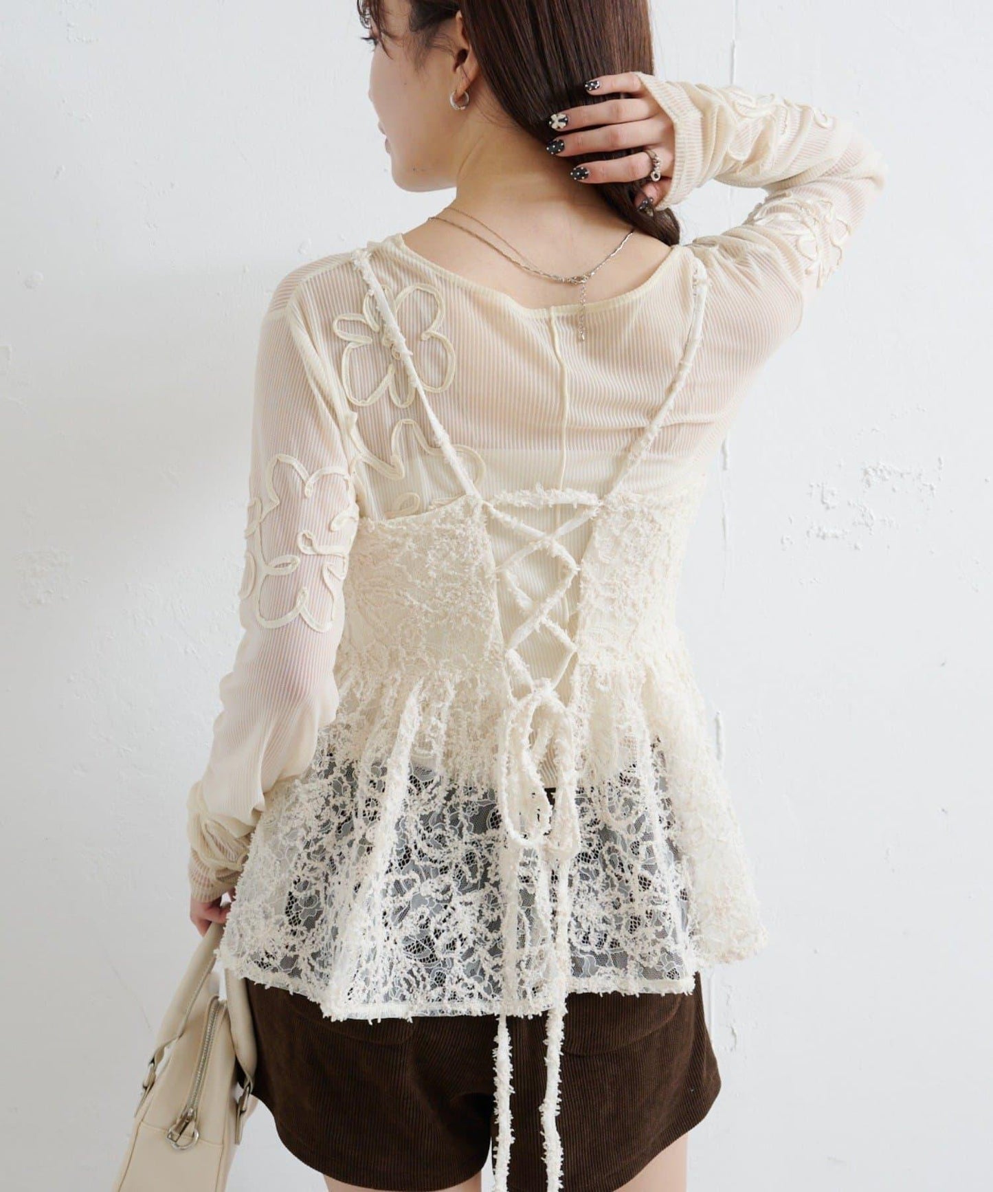 羽毛感蕾絲吊帶背心