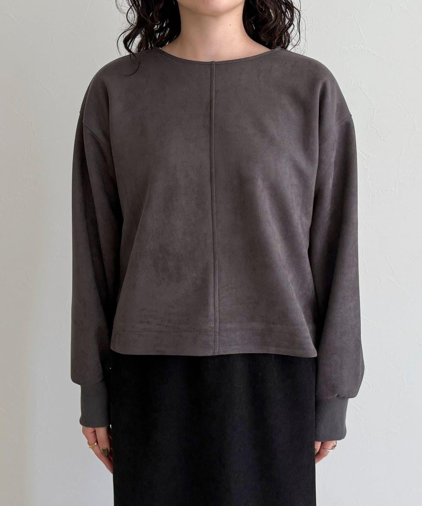 仿麂皮面料套頭衫