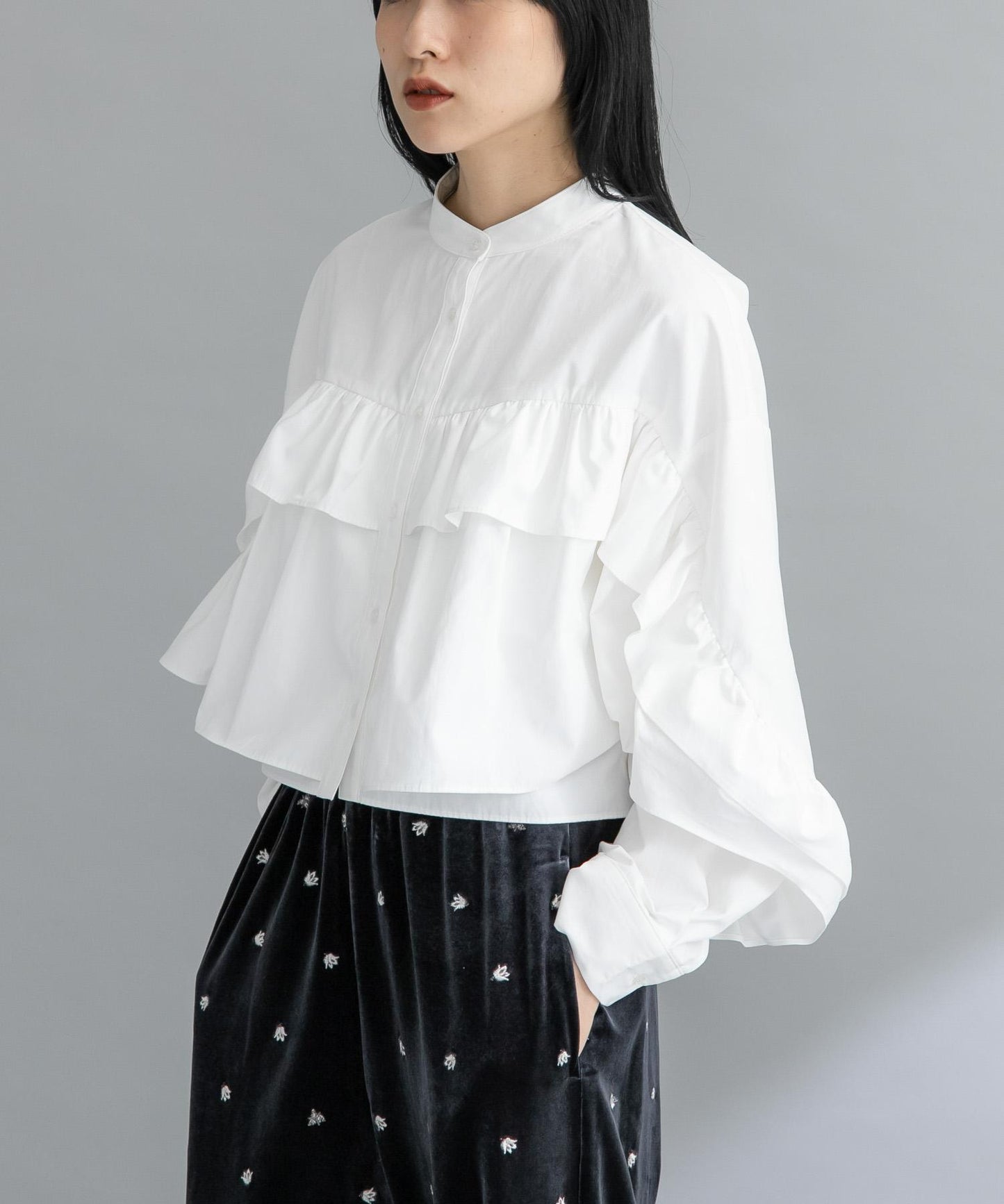 荷葉邊設計襯衫