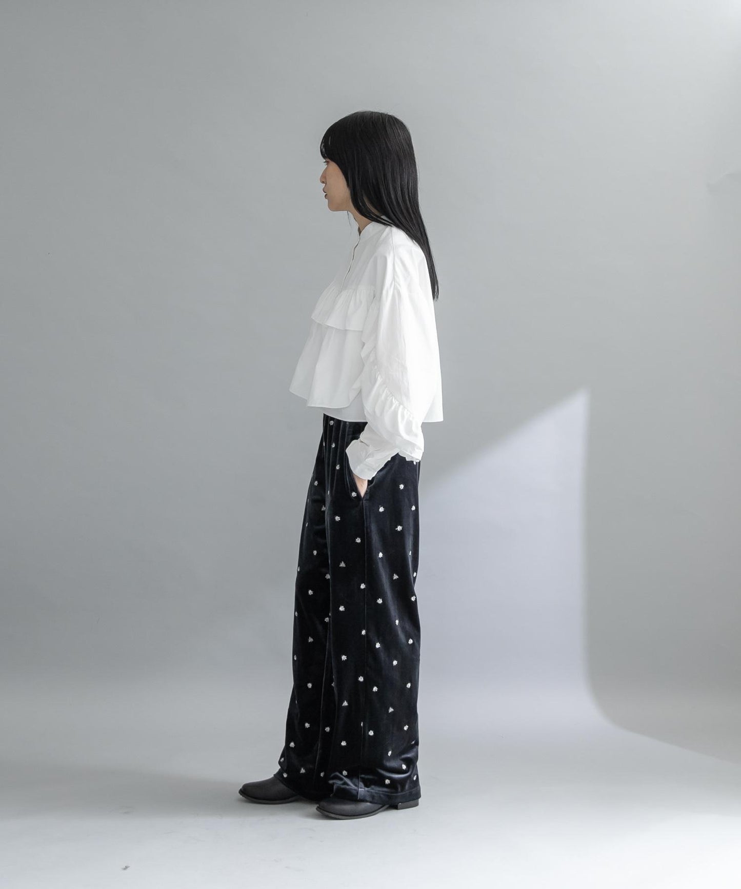 荷葉邊設計襯衫