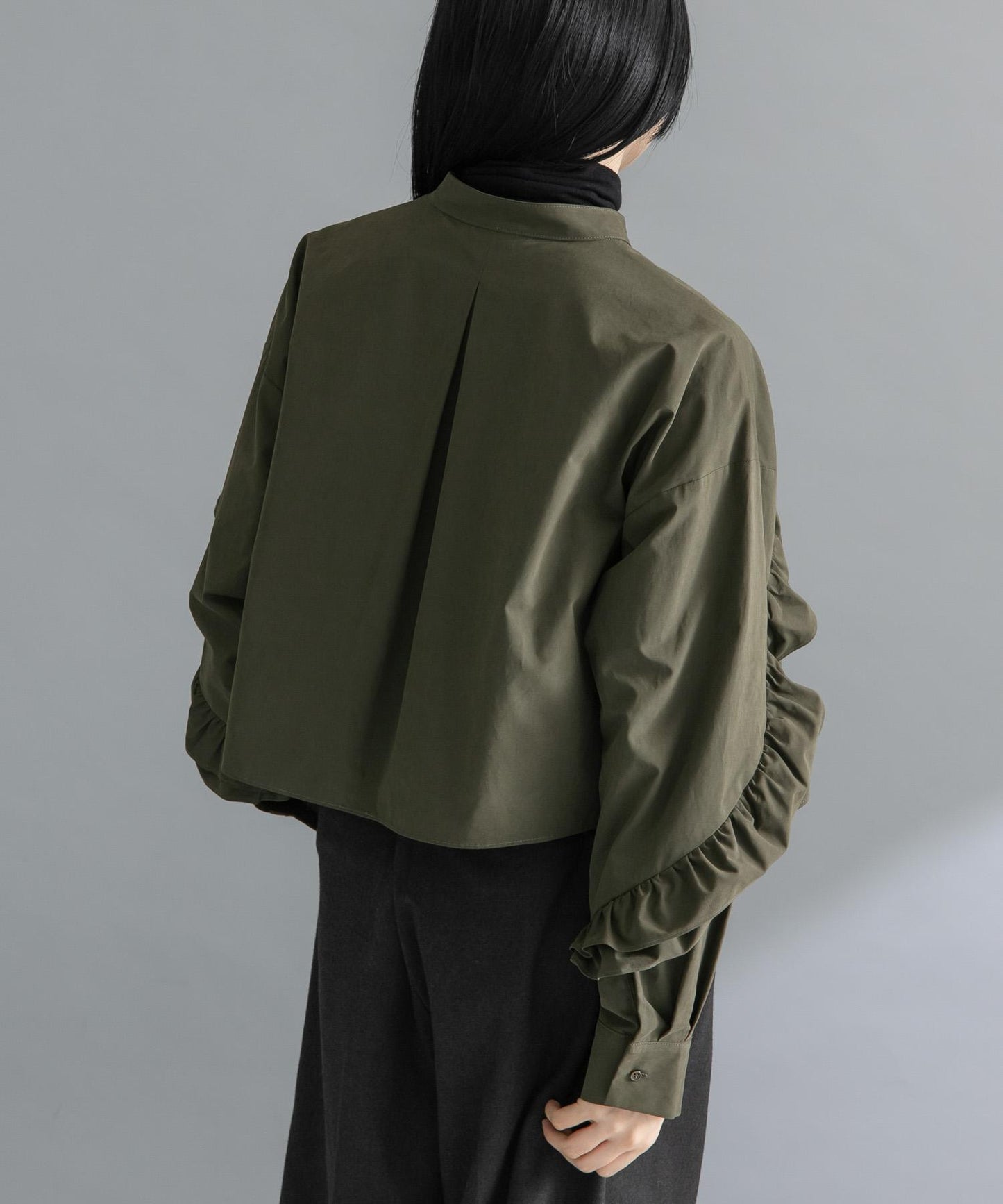 荷葉邊設計襯衫