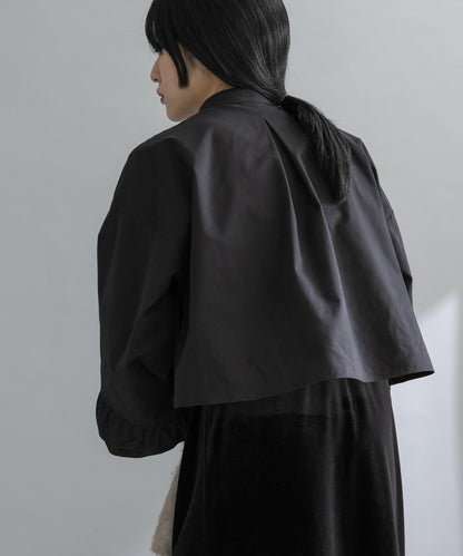 荷葉邊設計襯衫