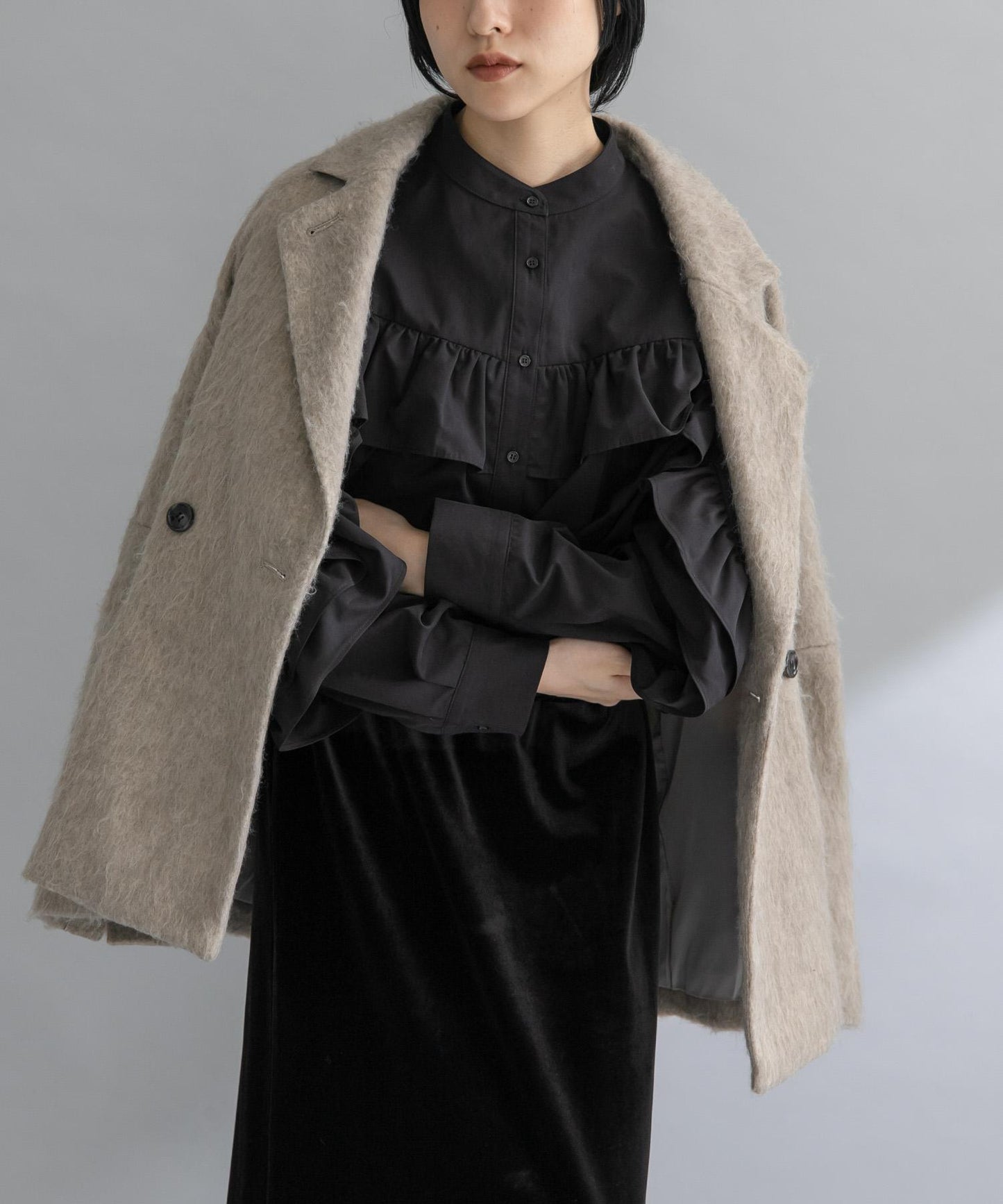 荷葉邊設計襯衫