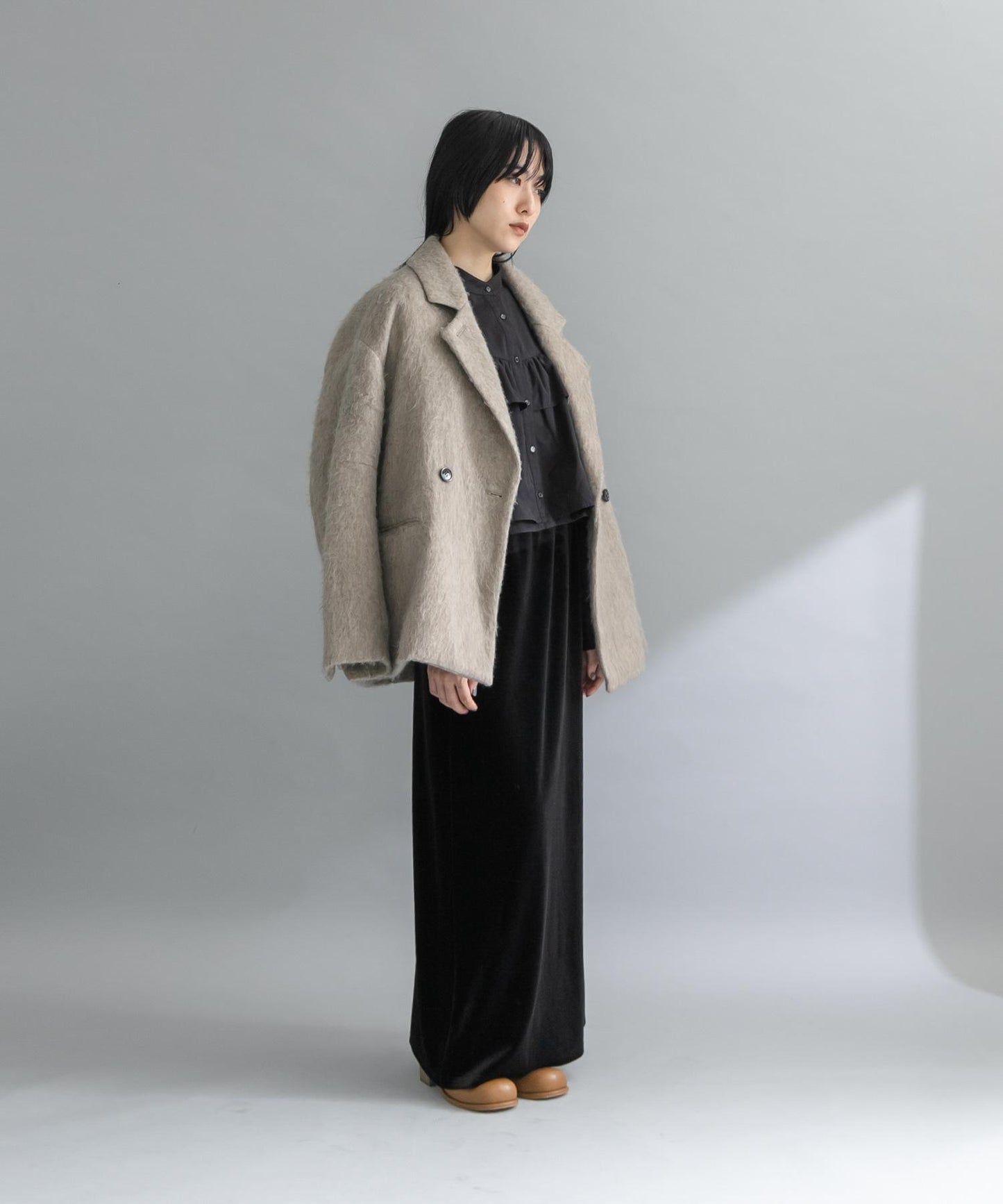 荷葉邊設計襯衫