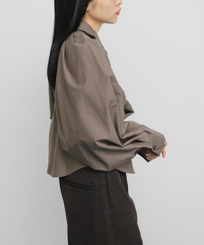 泡泡袖短款襯衫