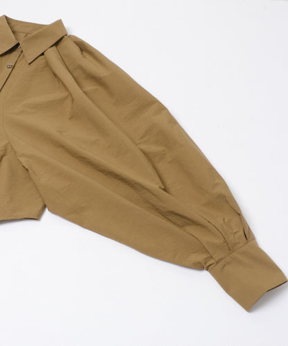 泡泡袖短款襯衫