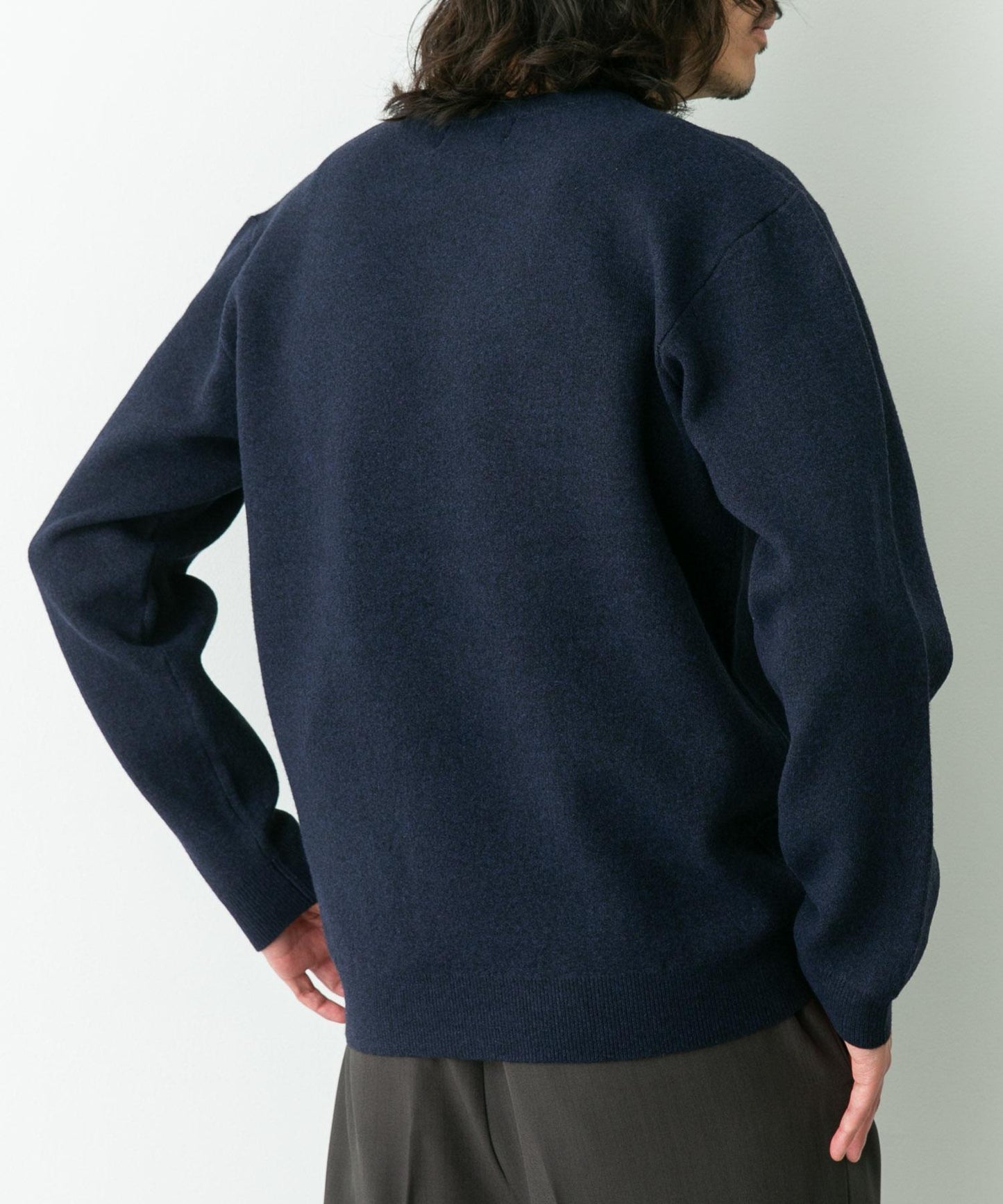 抗起球可水洗圓領針織衫