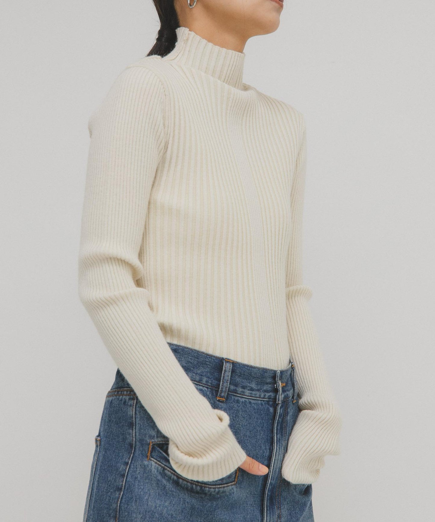 illi 隨機羅紋高領針織衫