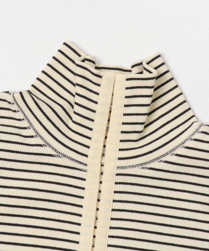 高領紐扣條紋上衣