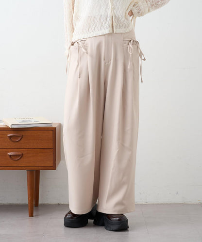 w closet 蝴蝶結褶襉 褲子