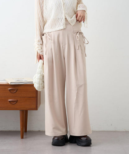 w closet 蝴蝶結褶襉 褲子