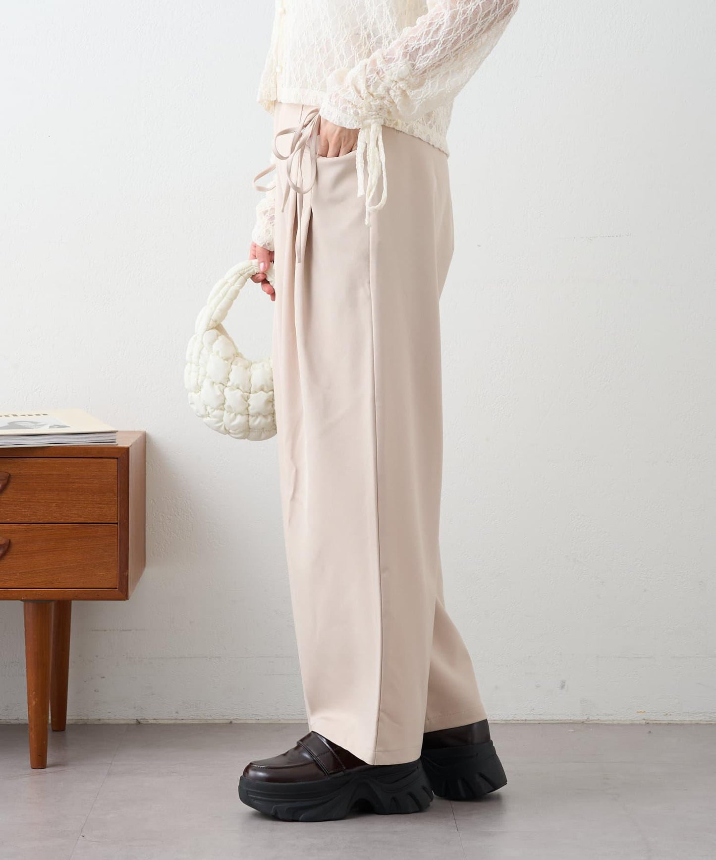 w closet 蝴蝶結褶襉 褲子