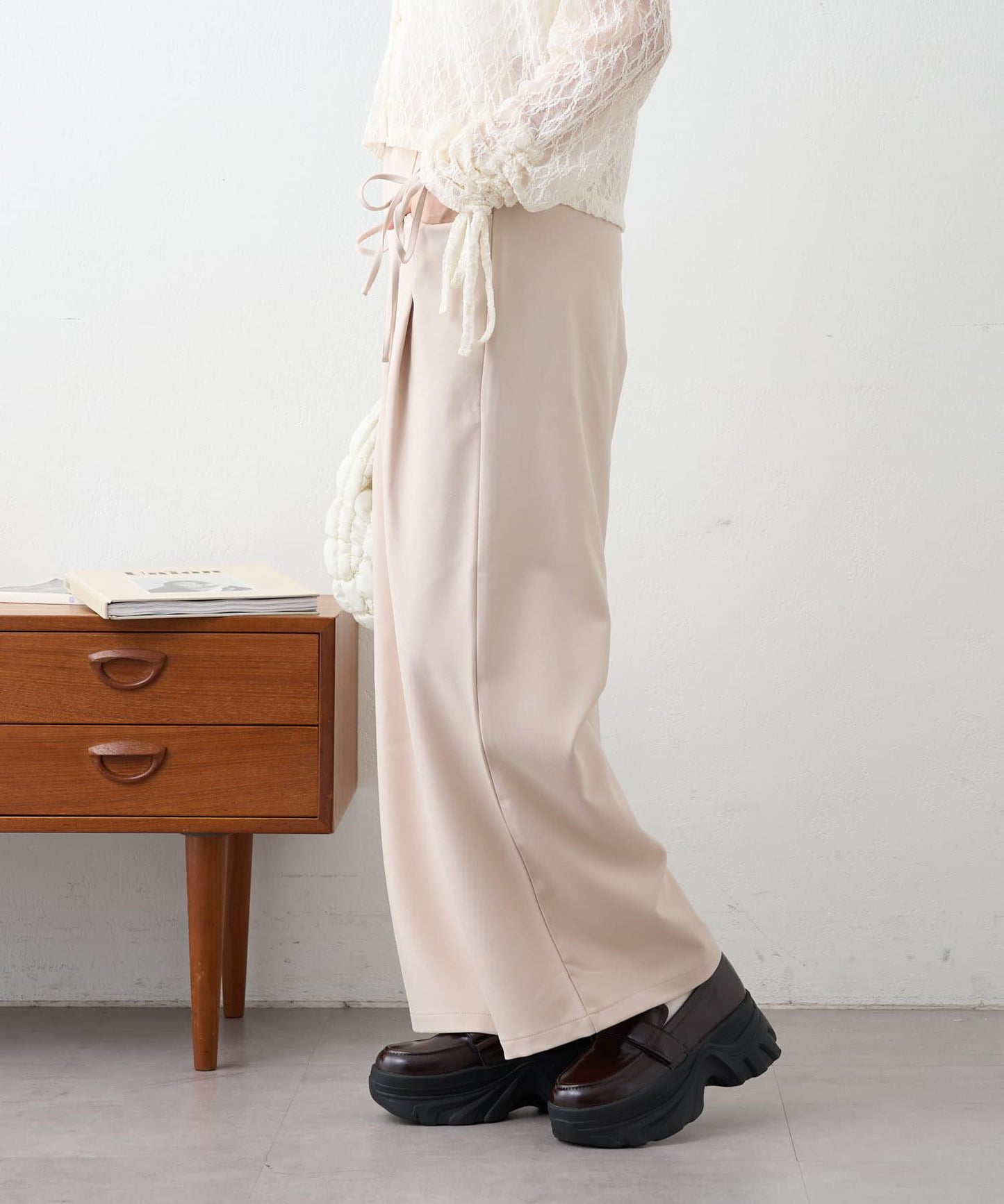 w closet 蝴蝶結褶襉 褲子