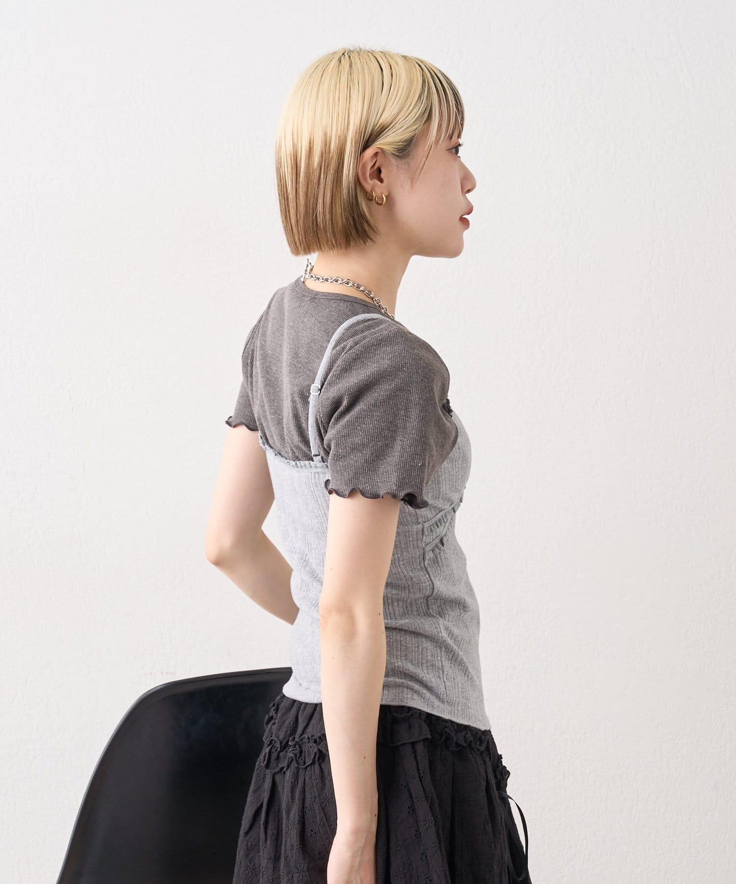 w closet 隨機羅紋蕾絲吊帶上衣