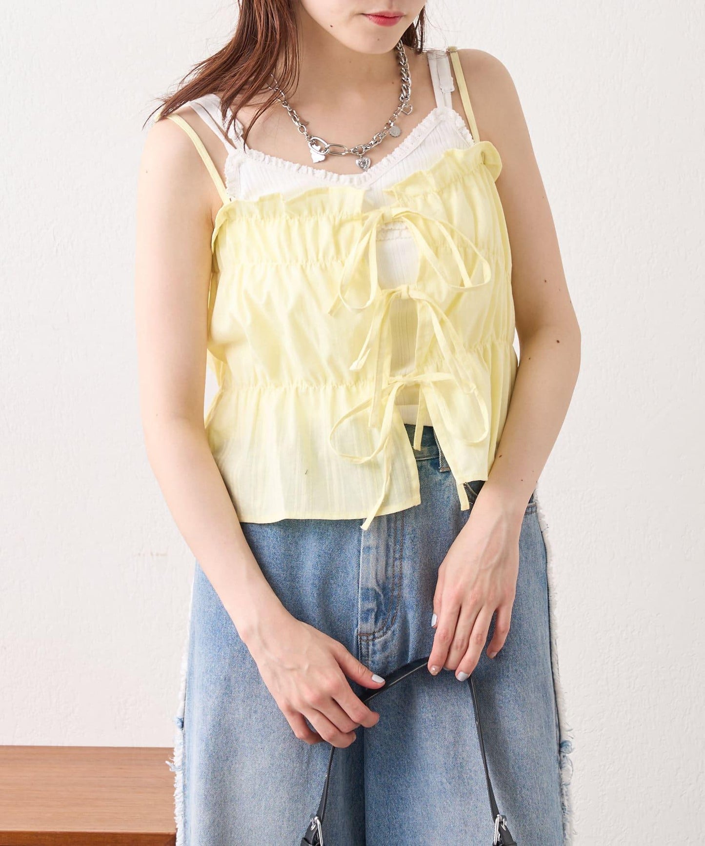 w closet 隨機羅紋蕾絲吊帶上衣