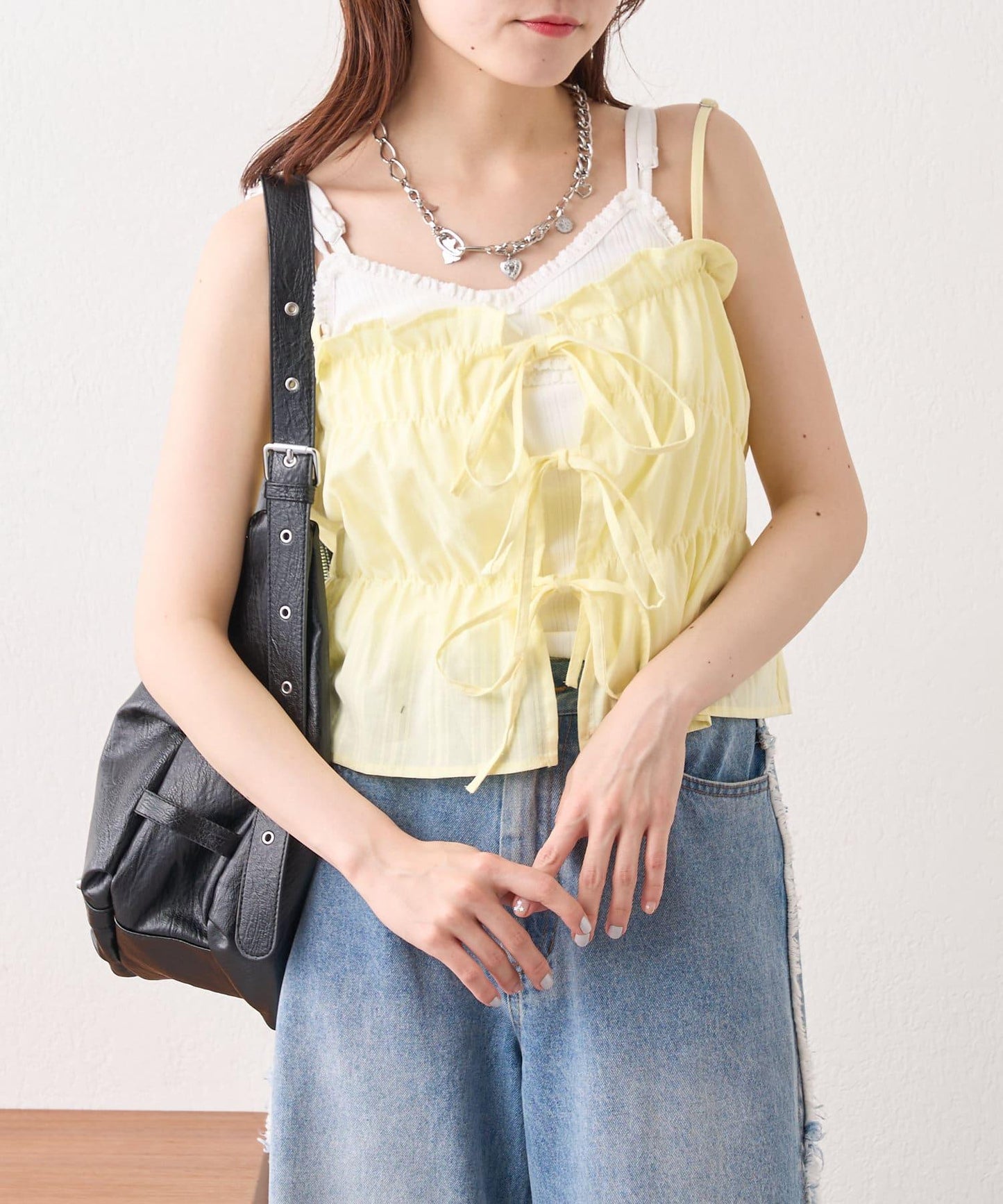 w closet 隨機羅紋蕾絲吊帶上衣