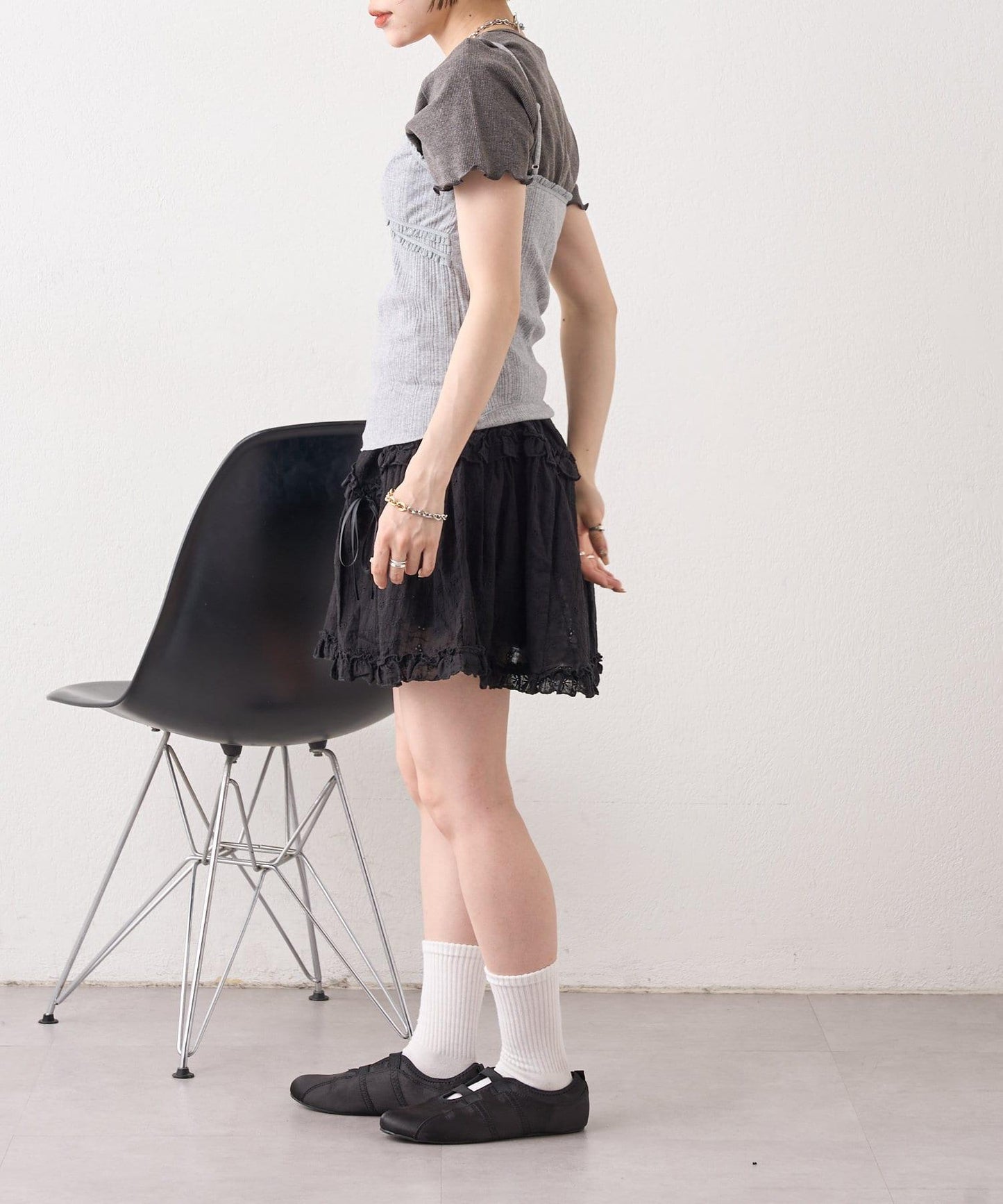 w closet 隨機羅紋蕾絲吊帶上衣