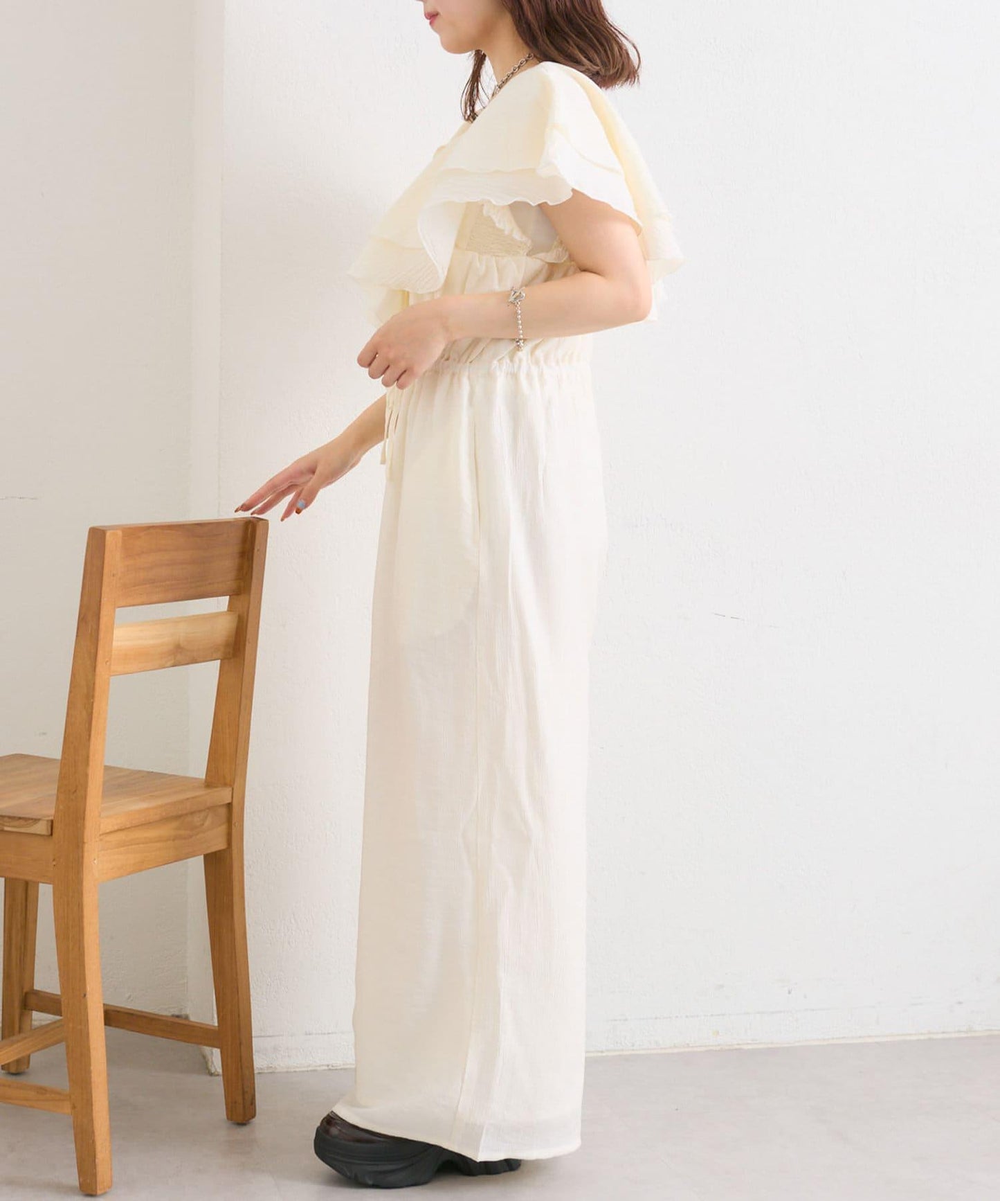 w closet 荷葉邊領設計 連體褲