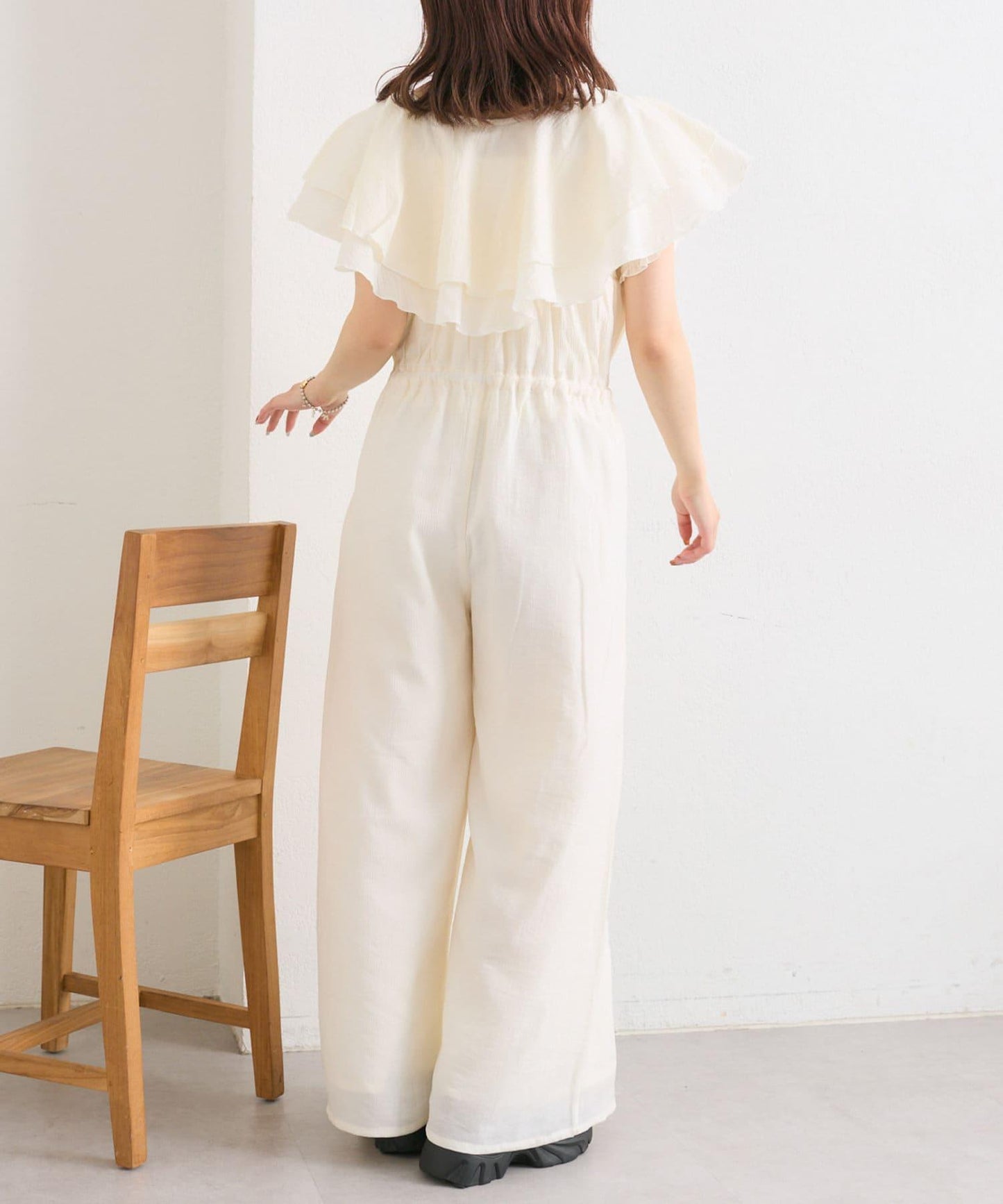 w closet 荷葉邊領設計 連體褲