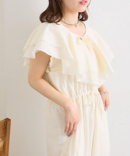 w closet 荷葉邊領設計 連體褲