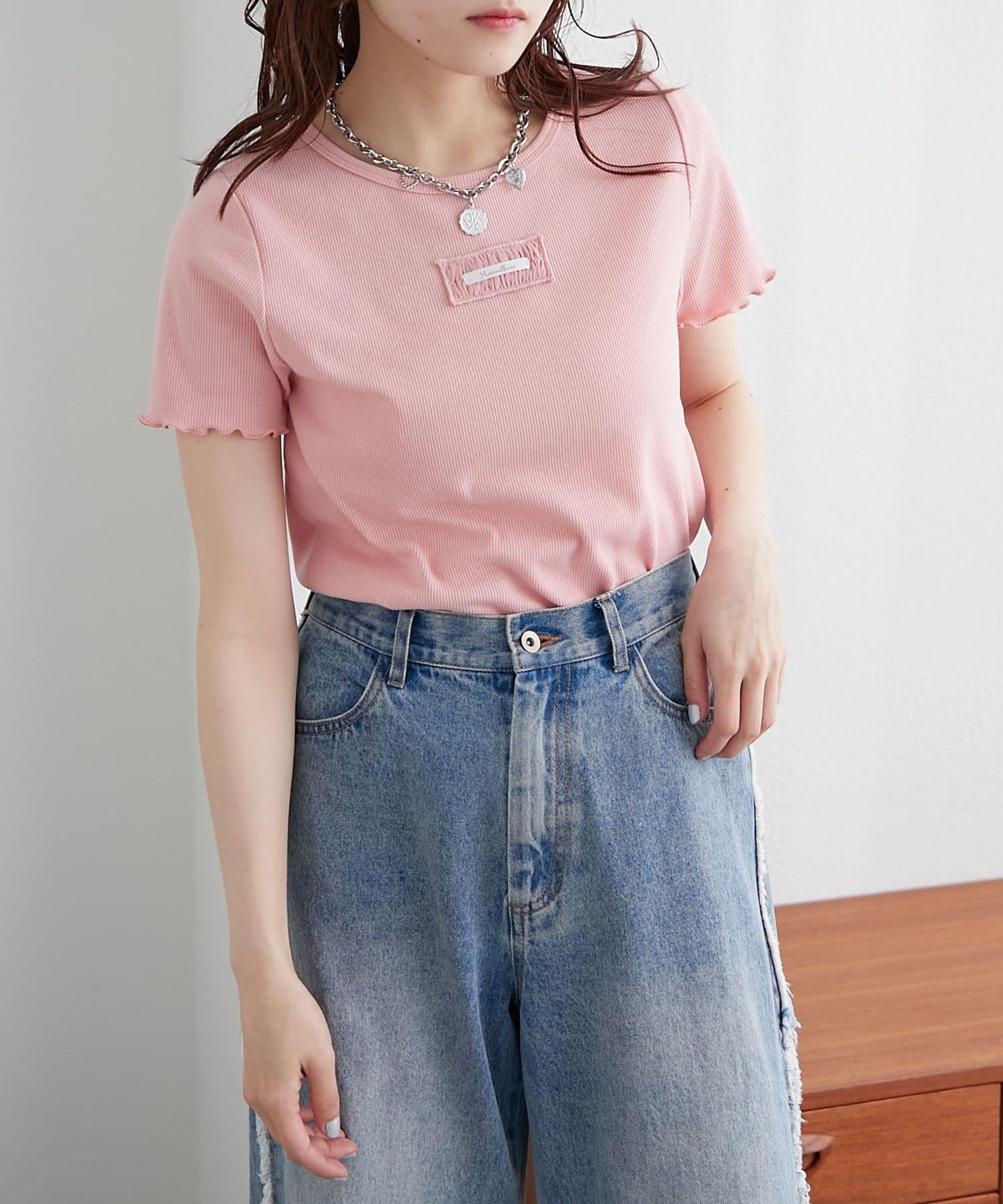 w closet 荷葉邊領羅紋T恤