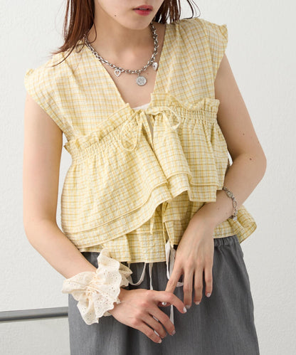 多穿法荷葉邊襯衫