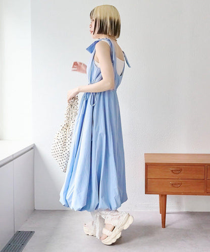 肩部蝴蝶結 蓬鬆廓形 連衣裙