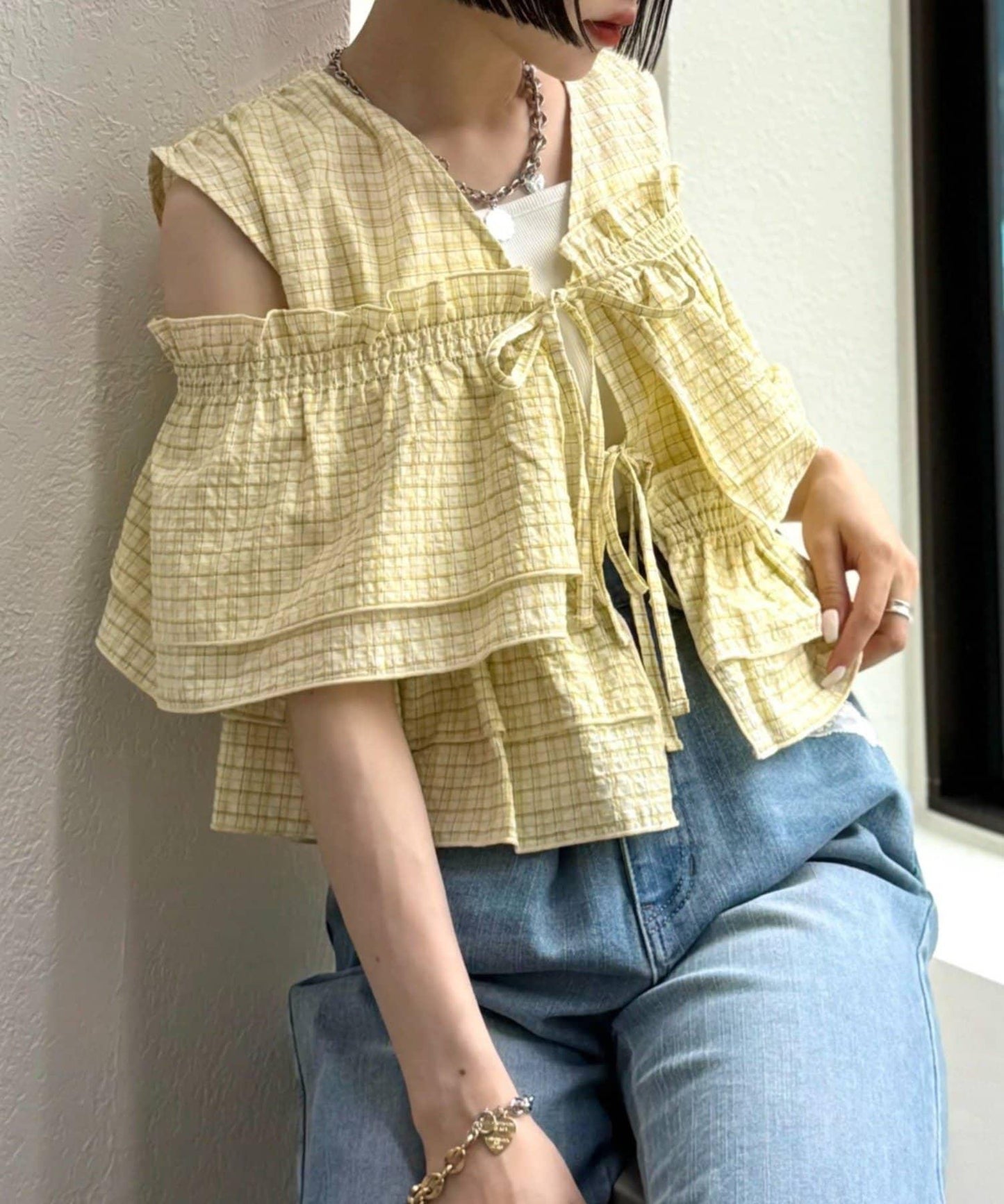 多穿法荷葉邊襯衫