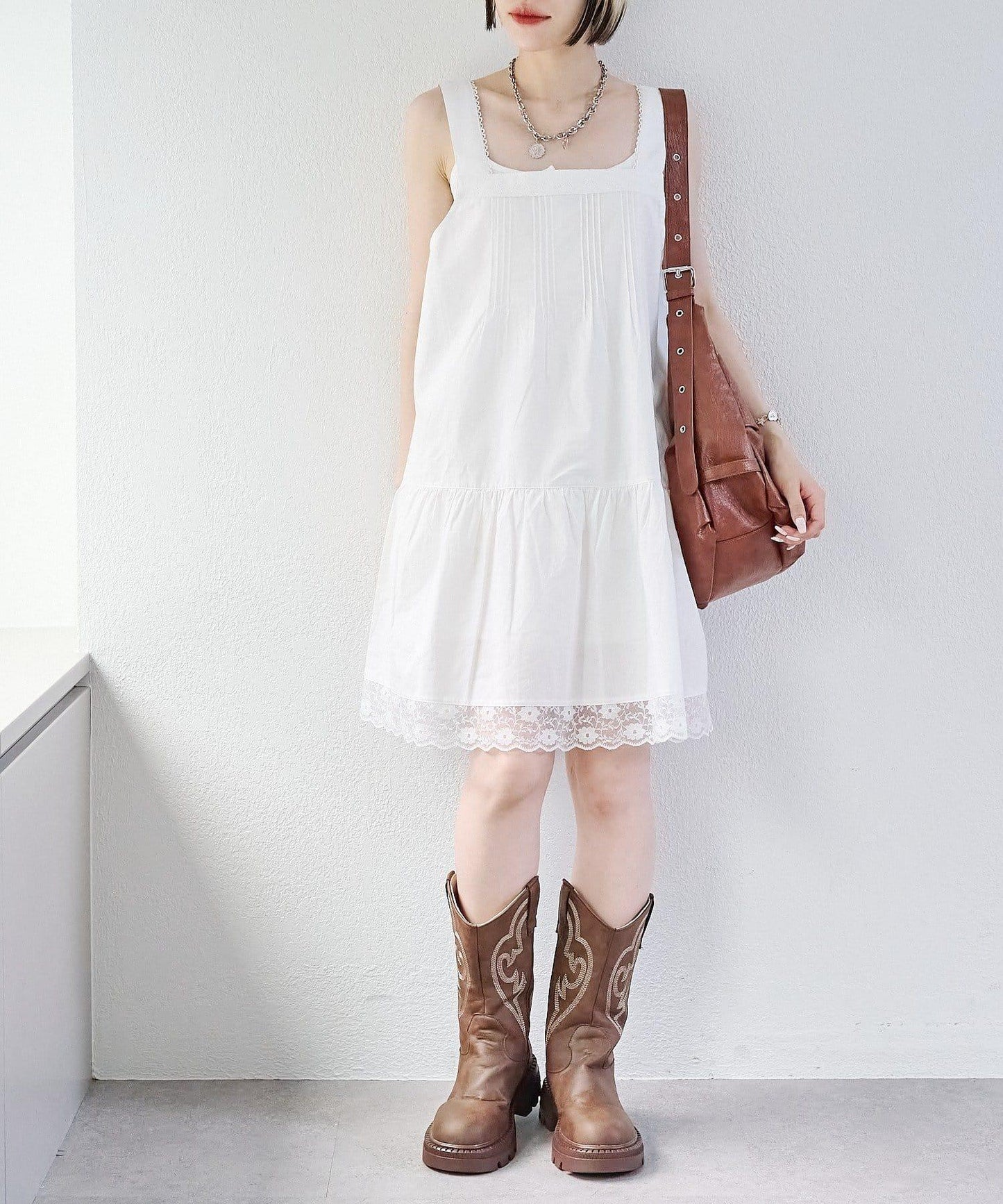 w closet 復古蕾絲迷你連衣裙
