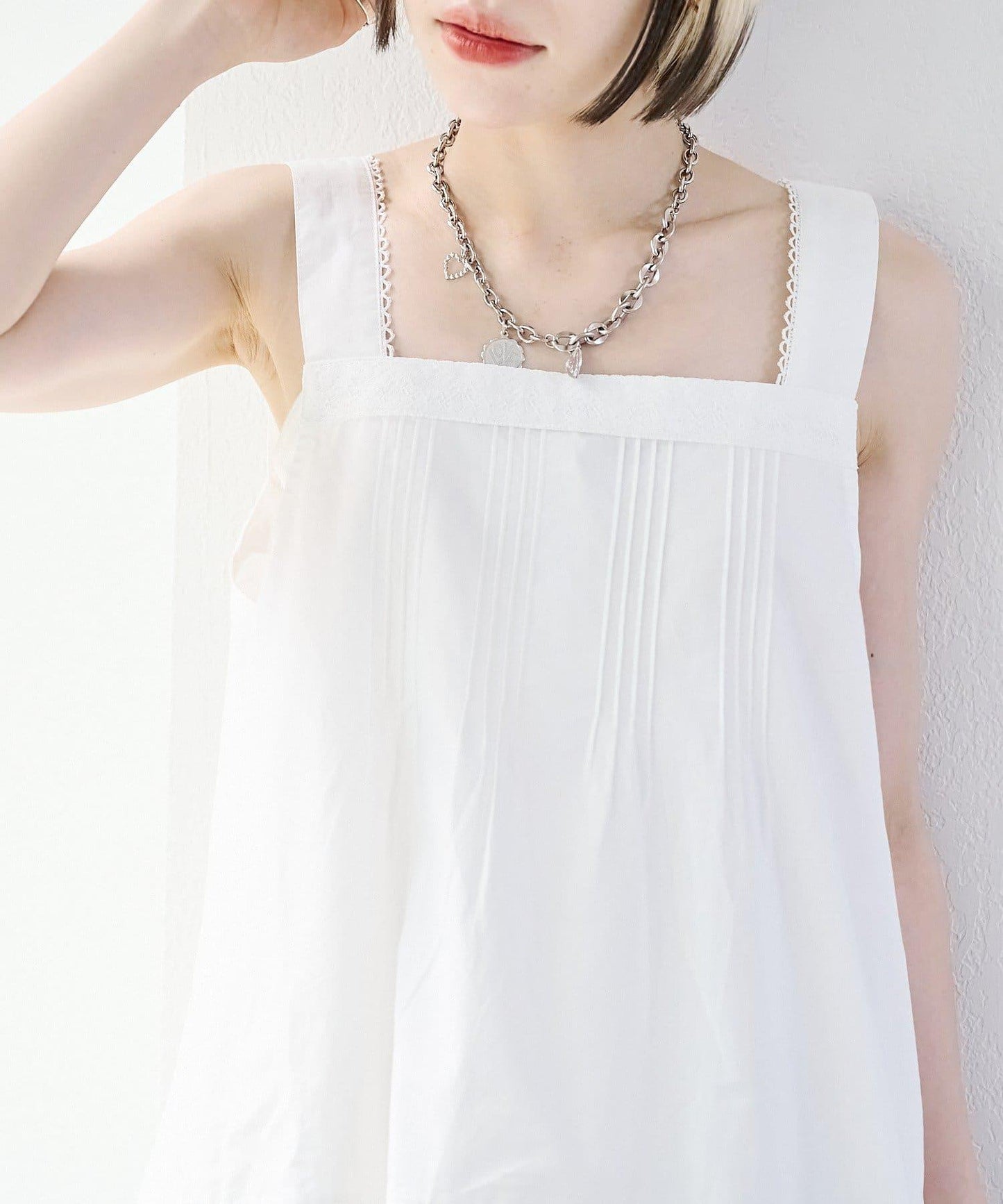 w closet 復古蕾絲迷你連衣裙