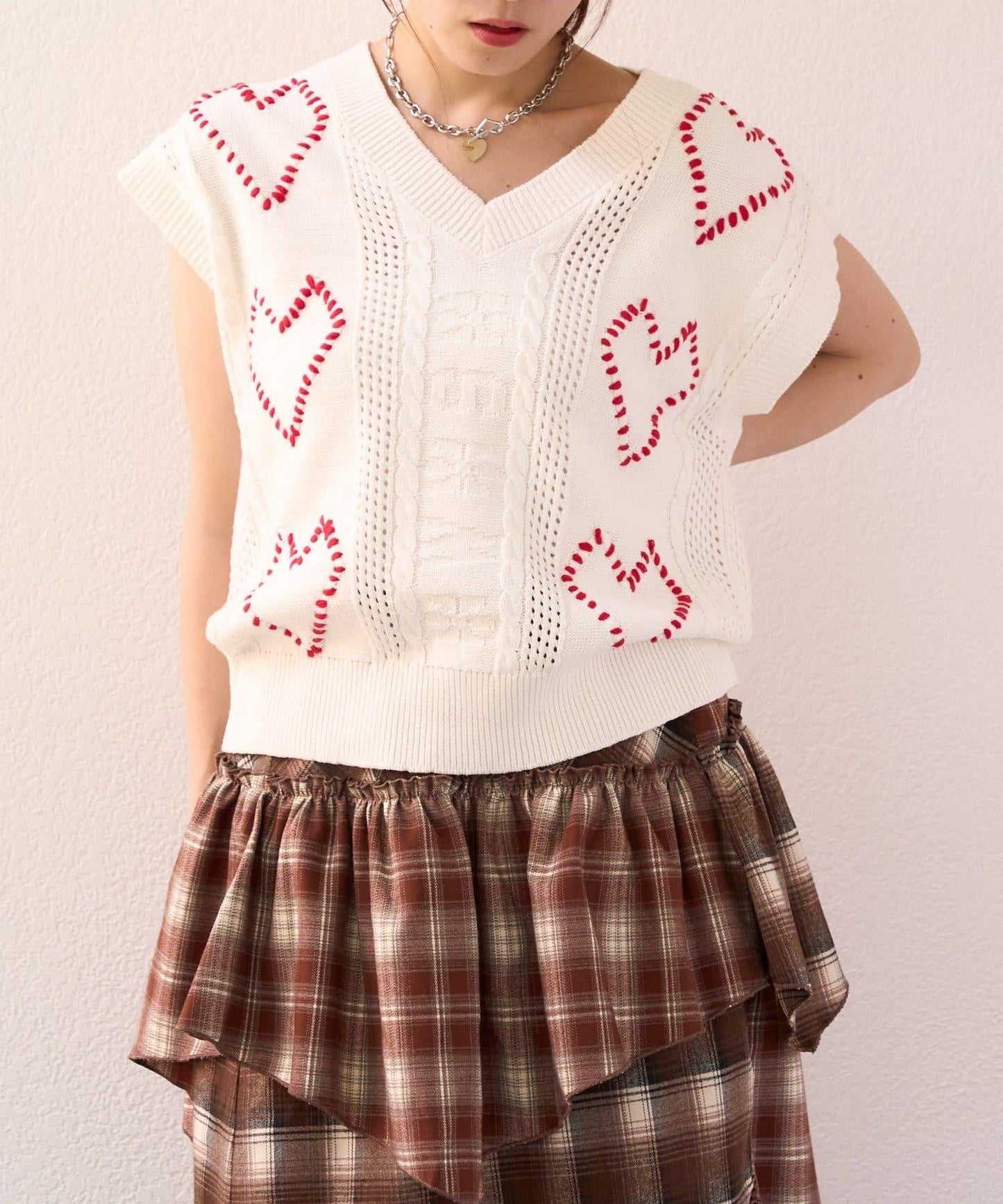 w closet 愛心刺繡 針織背心