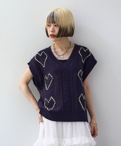 w closet 愛心刺繡 針織背心