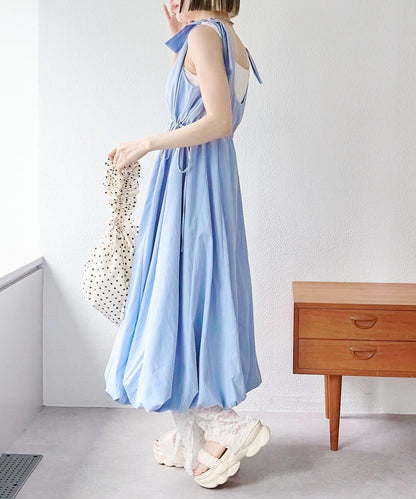 肩部蝴蝶結 蓬鬆廓形 連衣裙