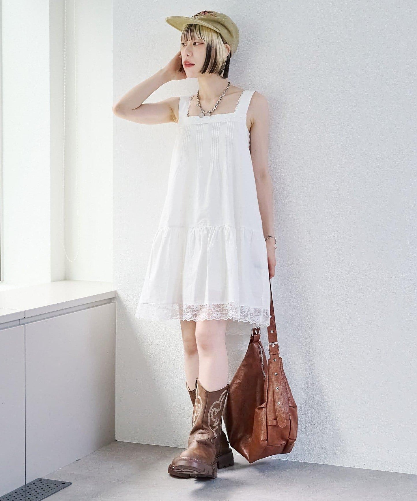 w closet 復古蕾絲迷你連衣裙