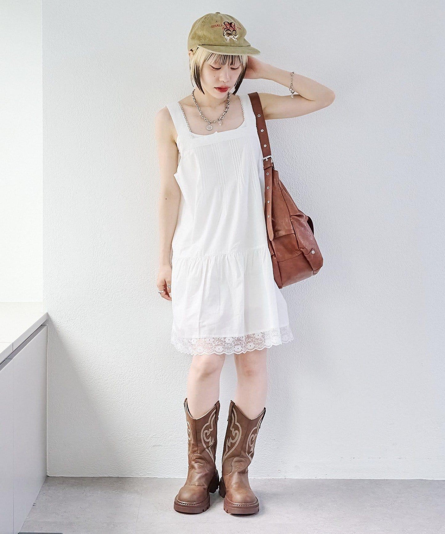 w closet 復古蕾絲迷你連衣裙