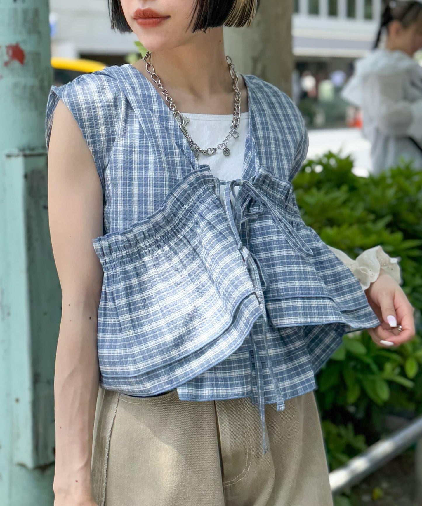 多穿法荷葉邊襯衫