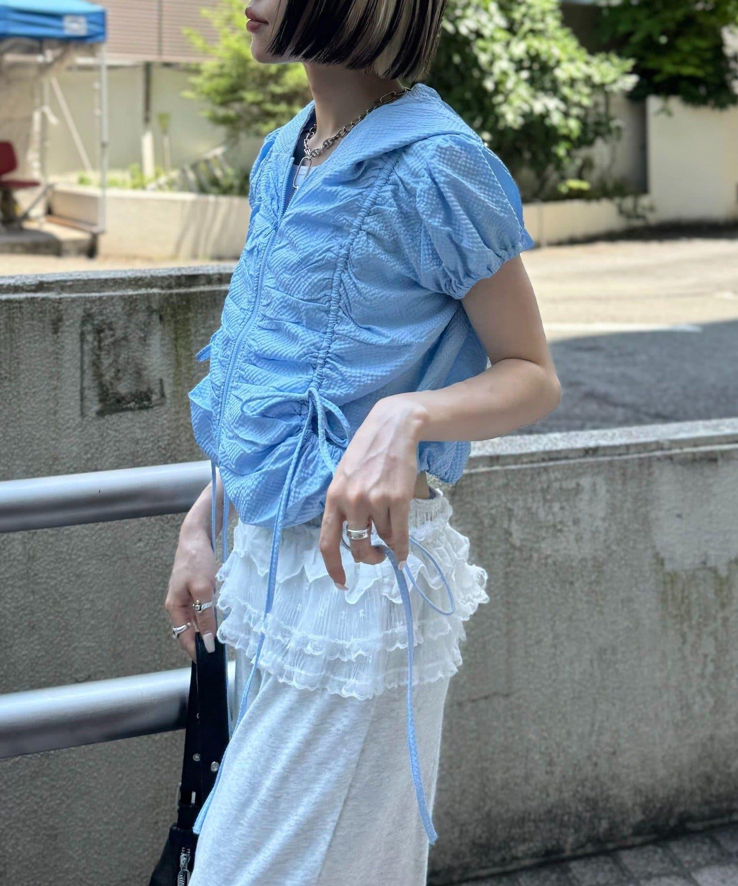 連帽拉鍊短外套