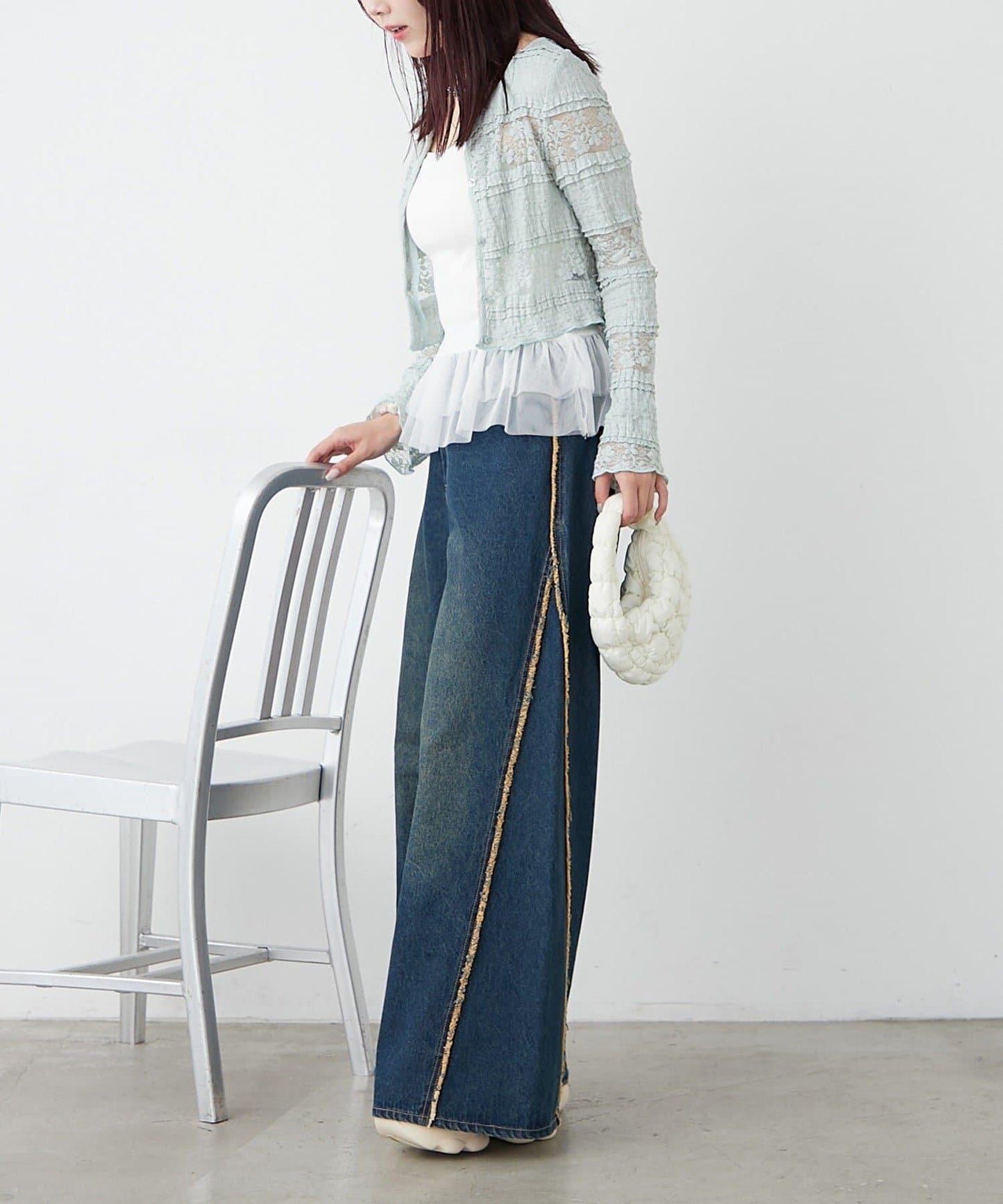 w closet 蕾絲短款罩衫