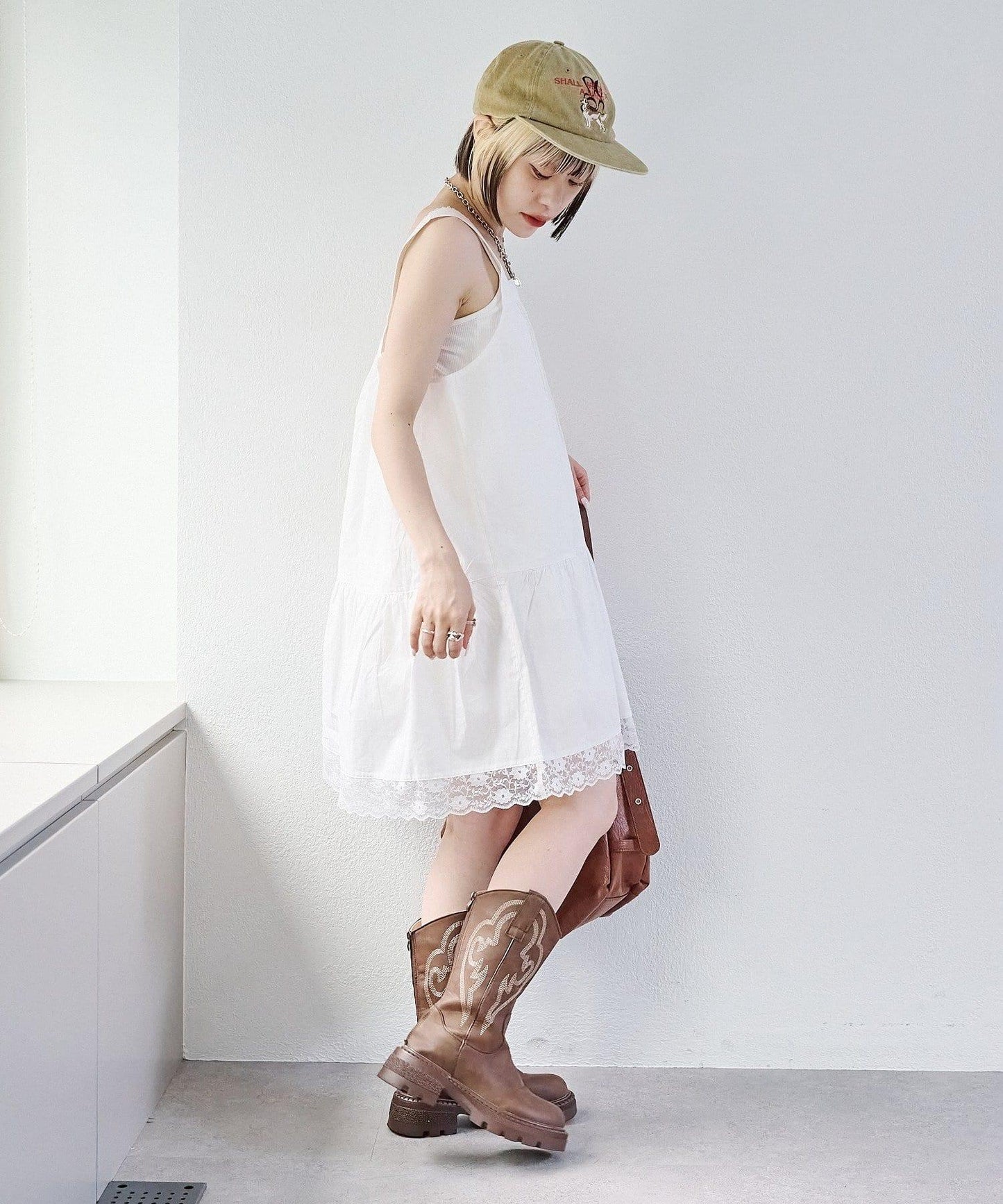 w closet 復古蕾絲迷你連衣裙