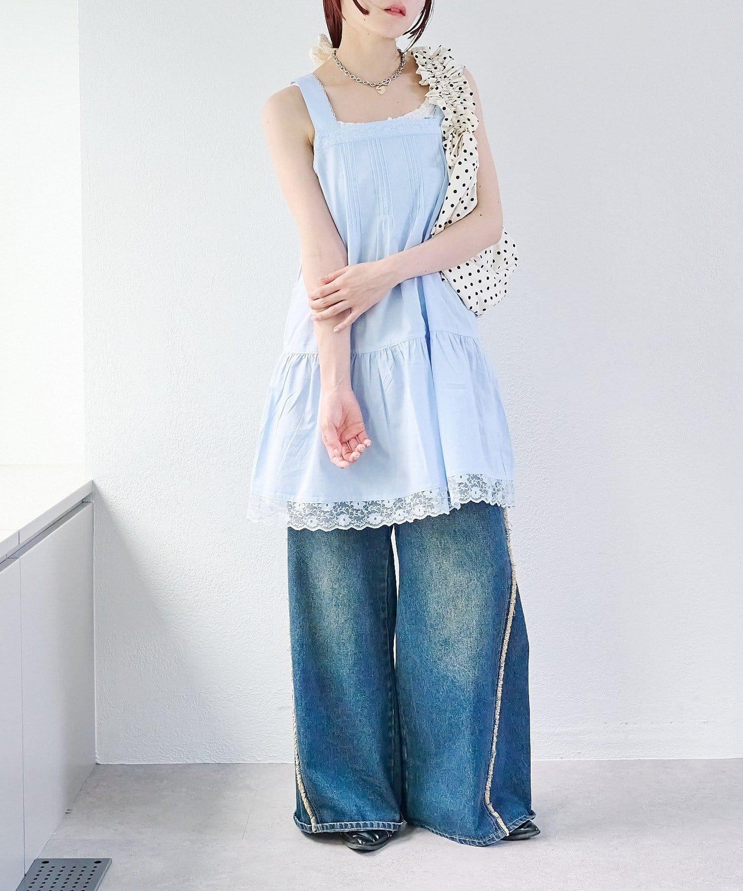 w closet 復古蕾絲迷你連衣裙