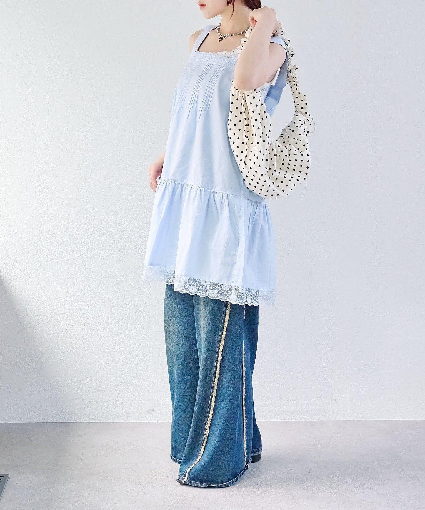 w closet 復古蕾絲迷你連衣裙