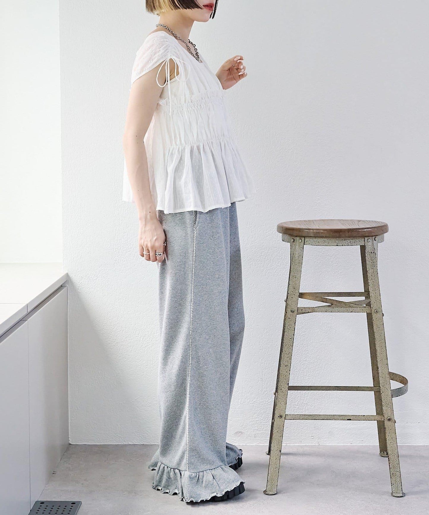 w closet 蕾絲拼接 抽繩 襯衫